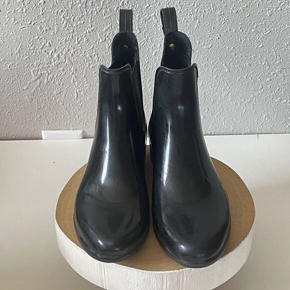 EUC Sam Edelman Womens Black Shiny Bootie Rain Boots Size 6 - Picture 2 of 6